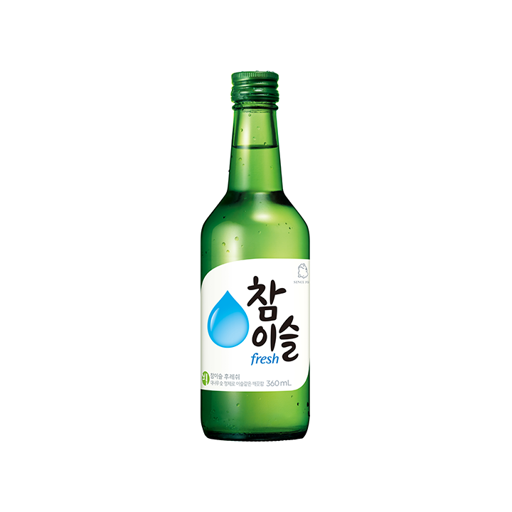 대나무 활성숯으로 다섯 번 정제해 깔끔한 맛을 살린 참이슬 프레시. / 이미지 출처: 참이슬 공식 인스타그램 @official.chamisul