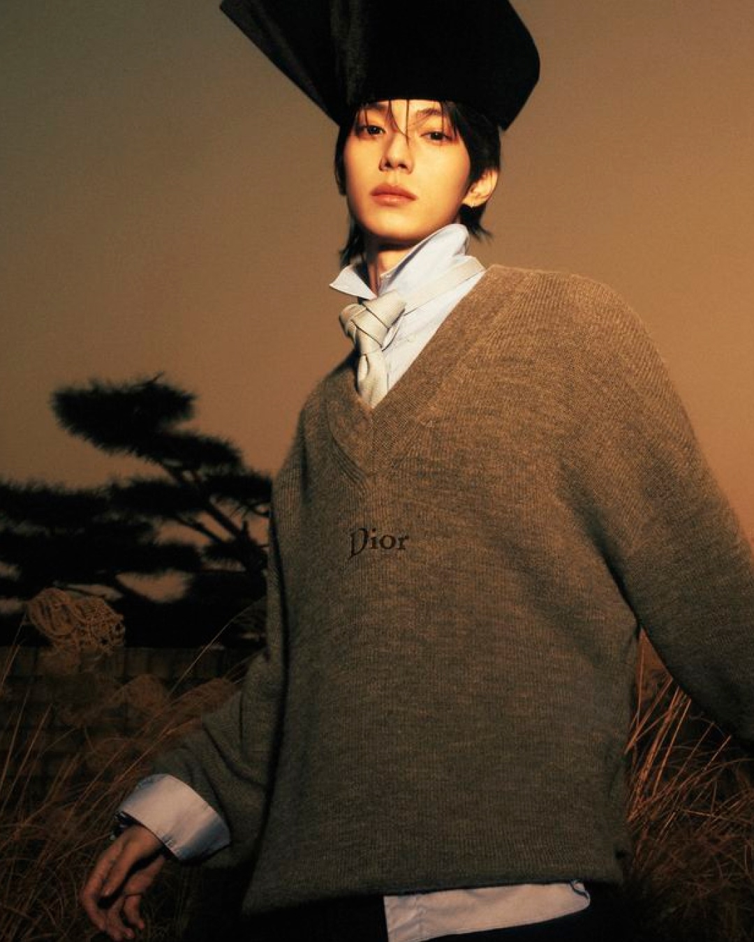 최립우의 새로운 여정을 담은 화보와 자필 글 공개