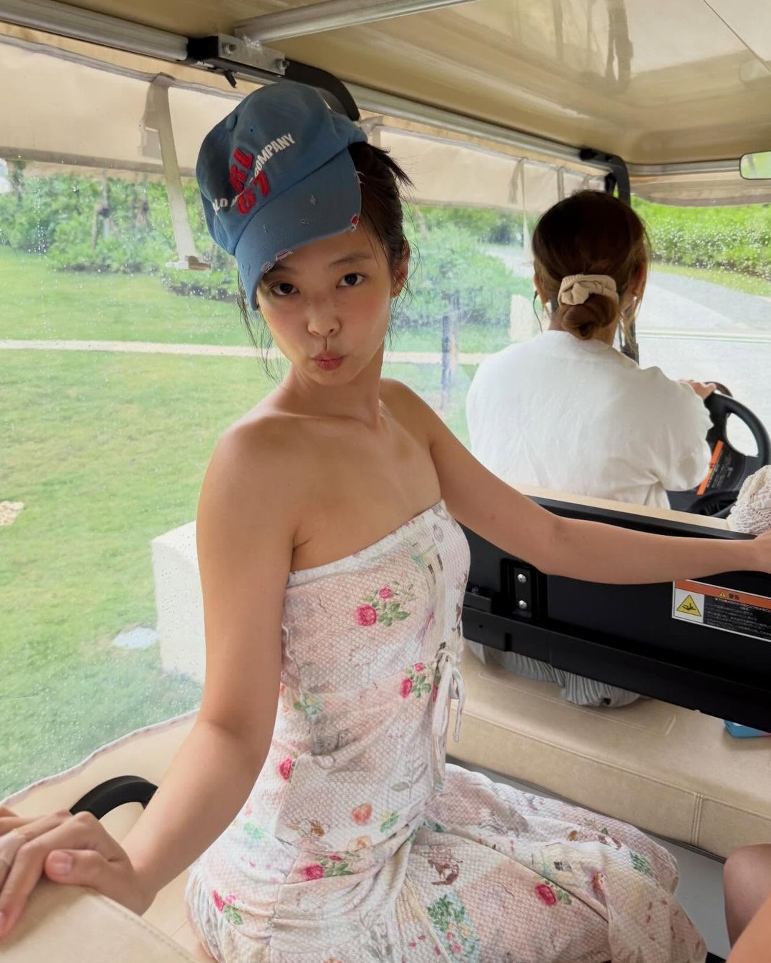 제니가 선택한 국내 브랜드 4