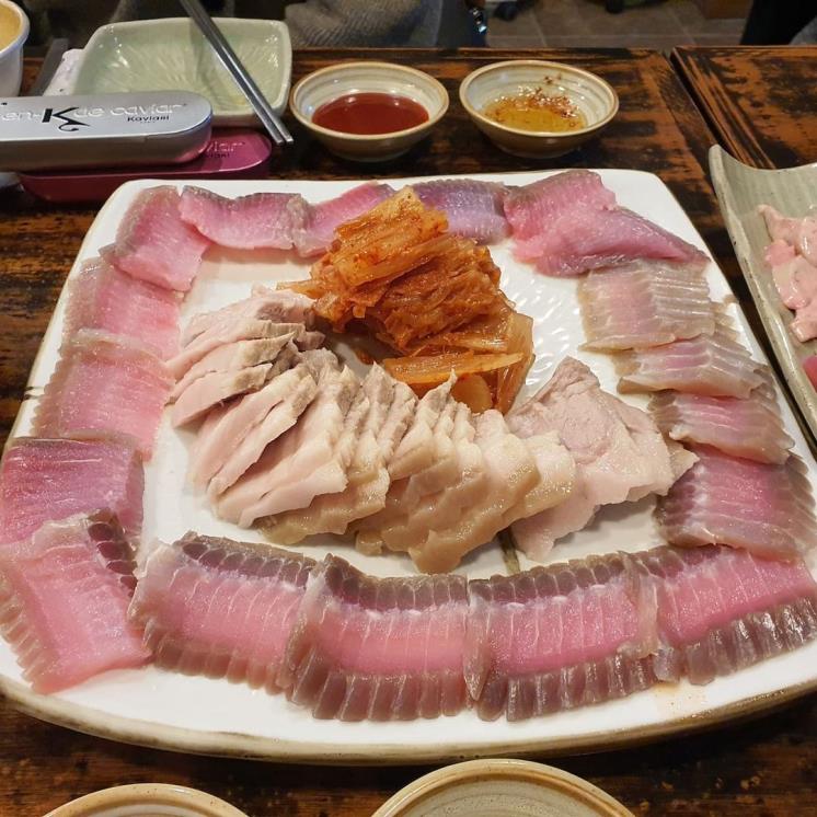 갯돌 @mr.ricesoup3