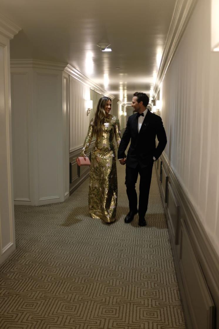 2022년 아카데미 시상식 행사장으로 이동하는 제이미 도넌과 아멜리아 워너_지안 양(JEANNE YANG)/클로이 타카야나기(CHLOE TAKAYANAGI) 