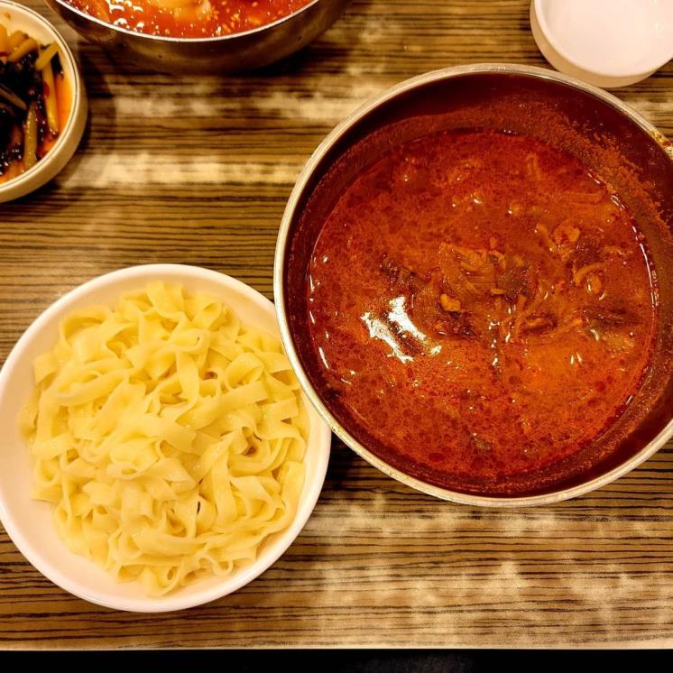 조선의 육개장 칼국수 @seungwoo_mario