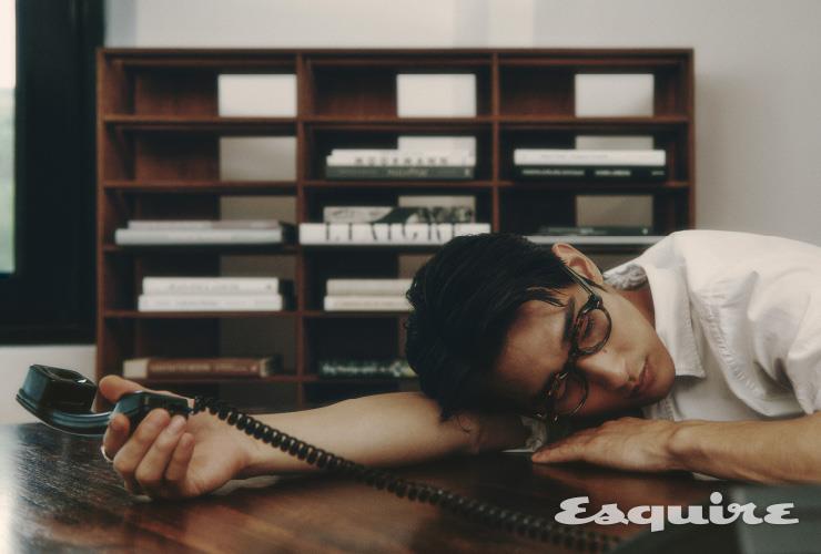 볼드한 프레임의 켈러만 121만원 자크마리마지 by 라시트포.