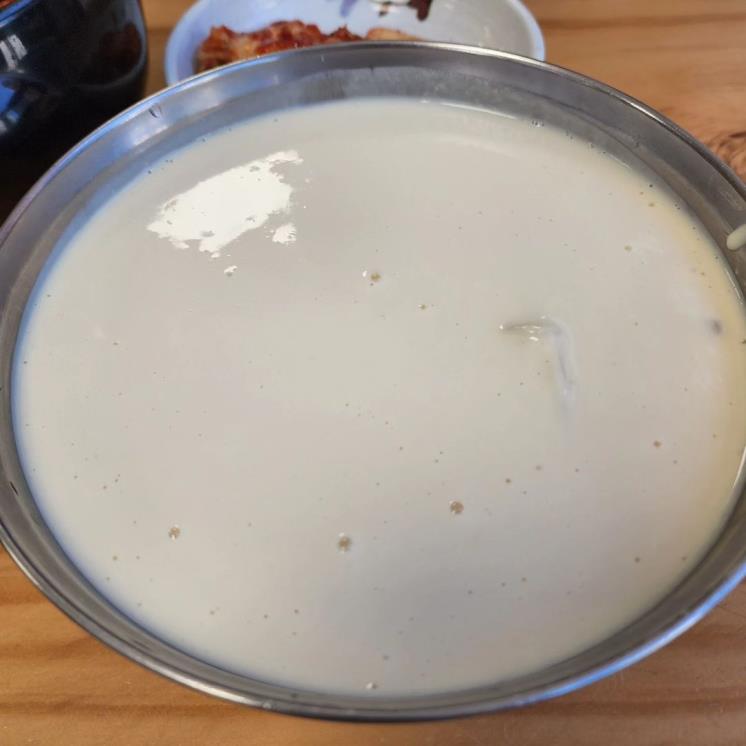 인스타그램 @lonely_kongjiny 