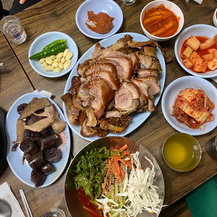 공덕 오향족발