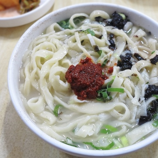 대왕칼국수