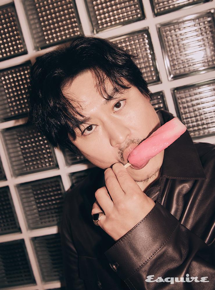 재킷 토즈. 링 스타일리스트 소장품.