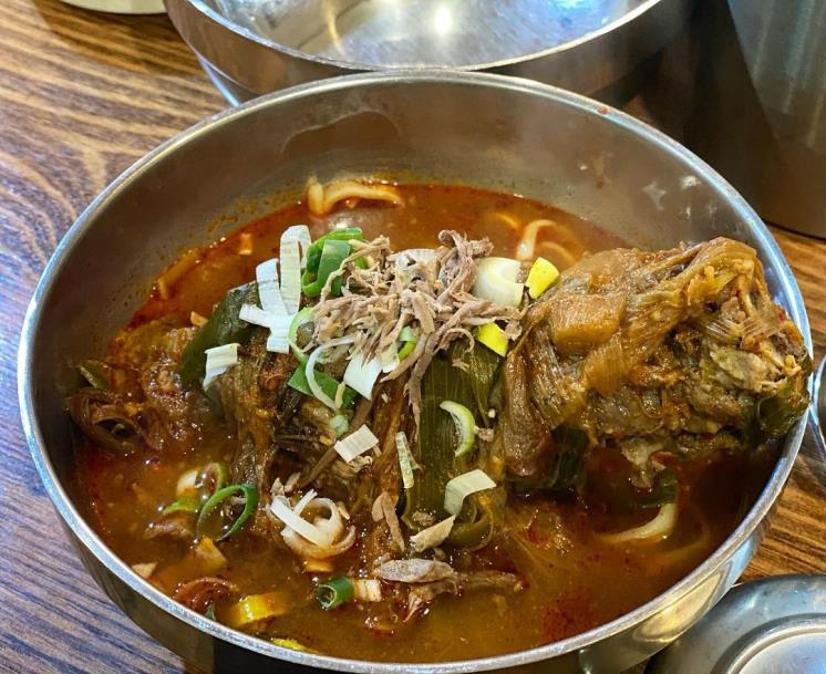 조선의 육개장 칼국수 @zzallang_diary