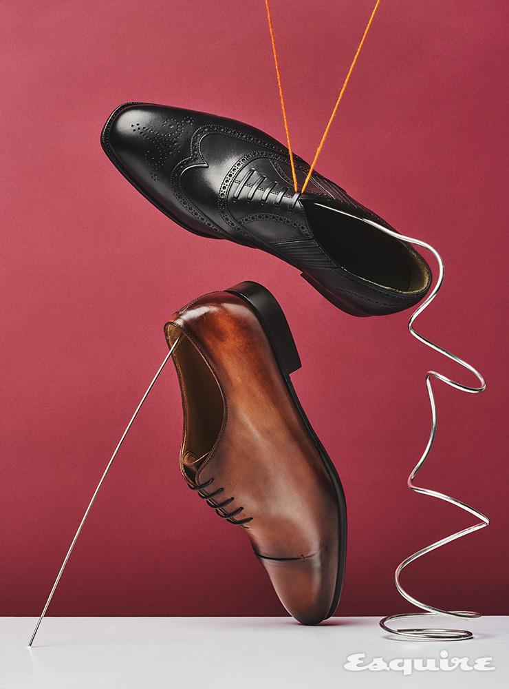 (위부터)슈즈 전체에 정교한 테일러링 기술을 접목한 윙팁 189만9000원 에드워드그린 by 유니페어. 라스트에 쉽게 볼 수 없는 섬세한 절개 라인이 들어간 슈즈 267만원 벨루티.