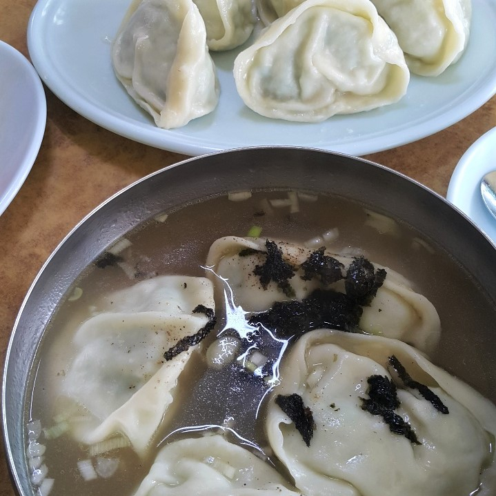 어랑손만두국