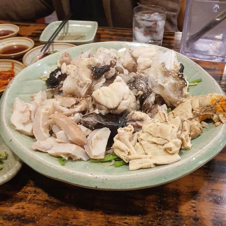 갯돌 @mr.ricesoup3