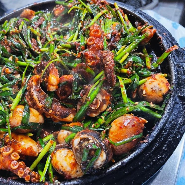 꾸이꾸이 돼지촌 쭈꾸미