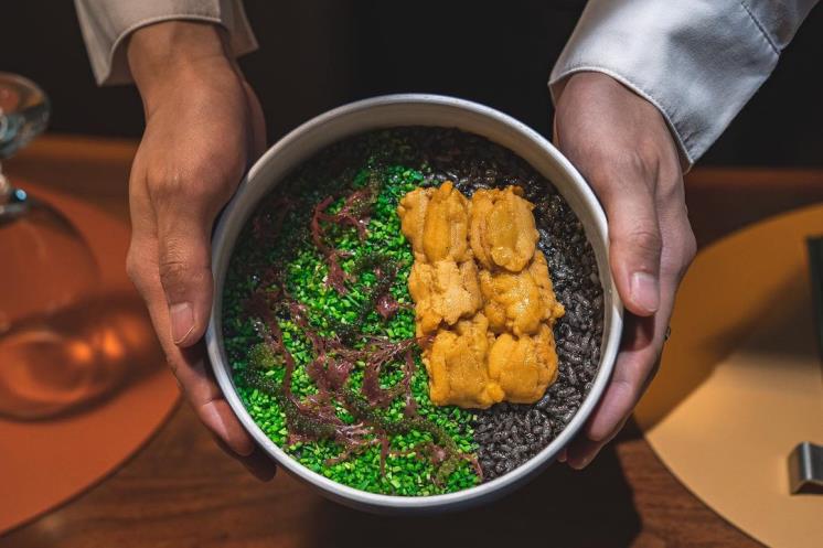 십이율 @12yool_official