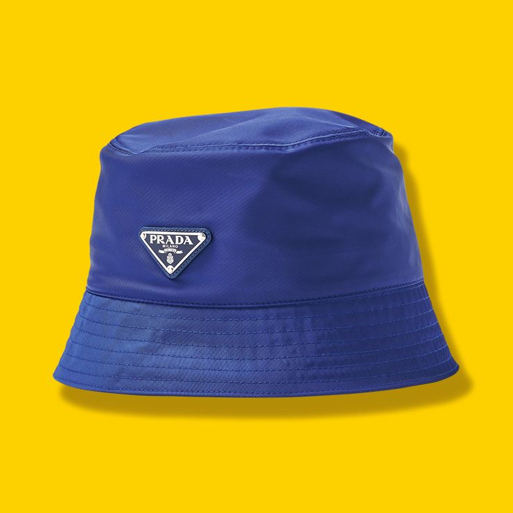 네이비 버킷 해트 가격 미정 프라다.