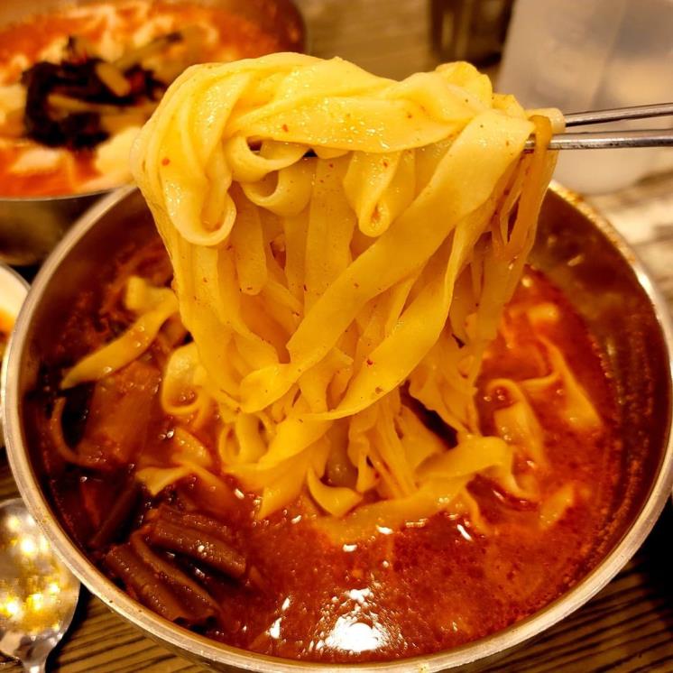 조선의 육개장 칼국수 @seungwoo_mario