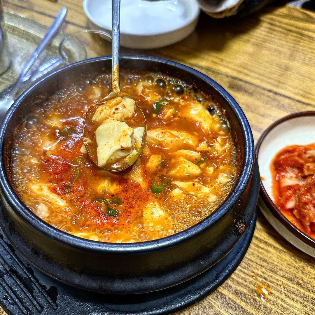 인스타그램 @hyunjeewon