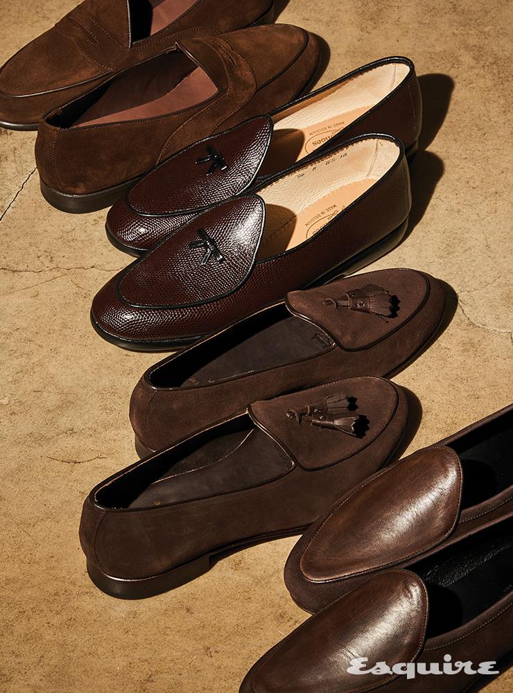 (위부터) 브라운 컬러 페니 로퍼 23만5000원 버윅. 리저드 프린팅 벨지안 로퍼 56만9000원 벨지안 슈즈 by 유니페어. 태슬 장식의 벨지안 로퍼 26만8000원 젠틀 커브. 스웨이드와 카프가 조화된 로퍼 27만8000원 드 피에드.