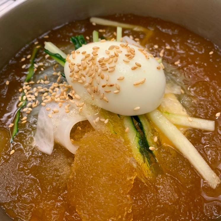 김진목삼