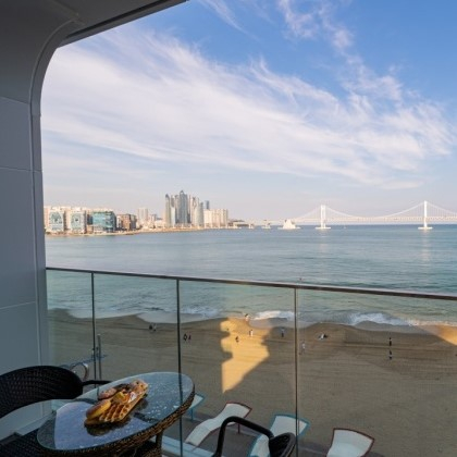 @viewmond_poolvilla