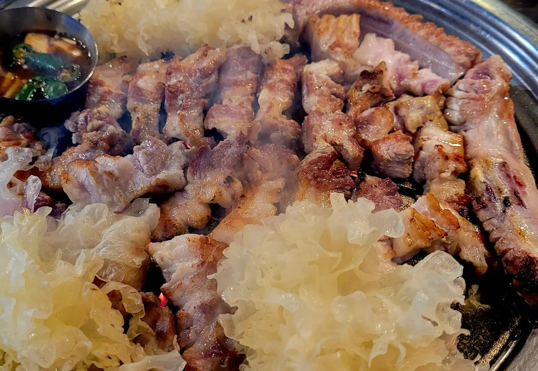 @pork_no1, @porkno1