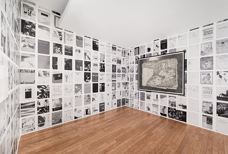 Lee Kang Seung, Covers (QueerArch), 2019/2020; Untitled (Diary), 2020. Exhibition view, No Space Just a Place, Daelim Museum, Seoul (2020)