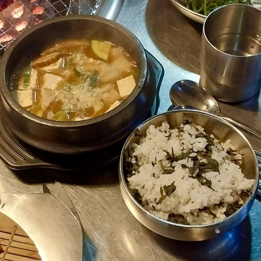 칠프로칠백식당