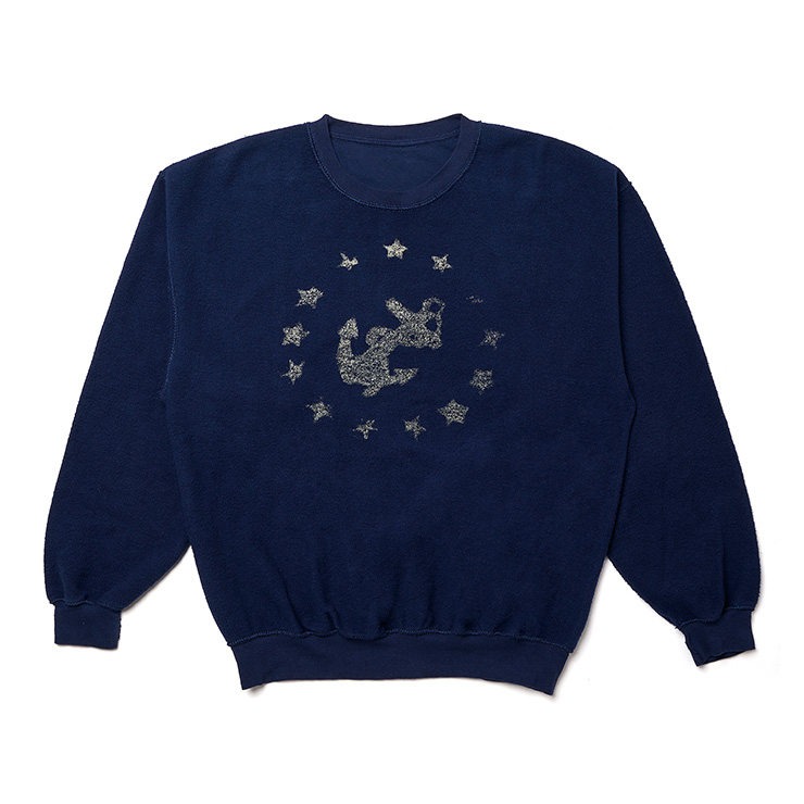 네이비 스웨트셔츠 22만6000원 와일드 동키 by 샌프란시스코마켓.