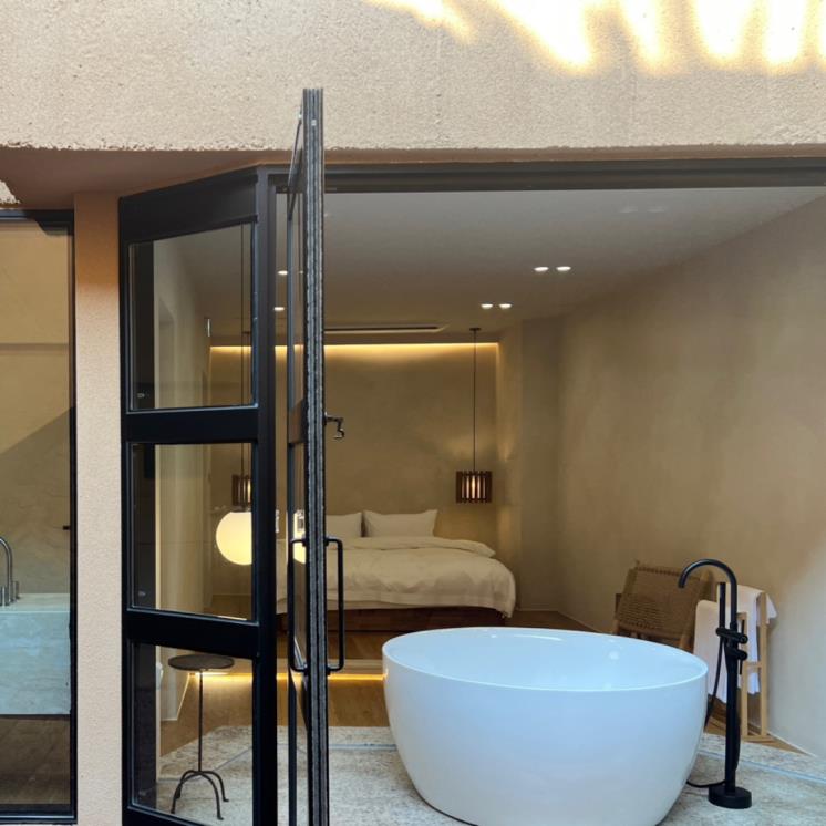 blog @callmechloex___x, @whereyouatx___x