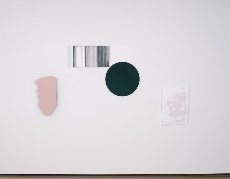 이정배, 평평한 돌기 Flat protrusion, installation view, GOODSPACE, 2020