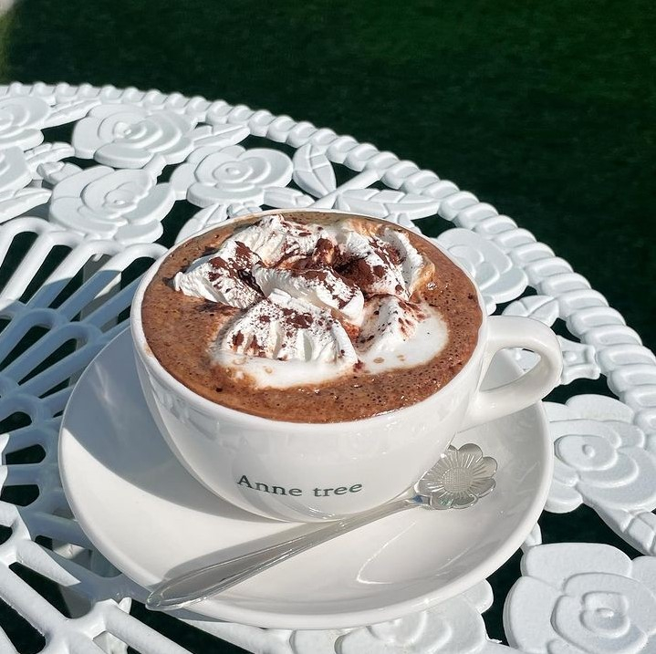 @annetree_cafe