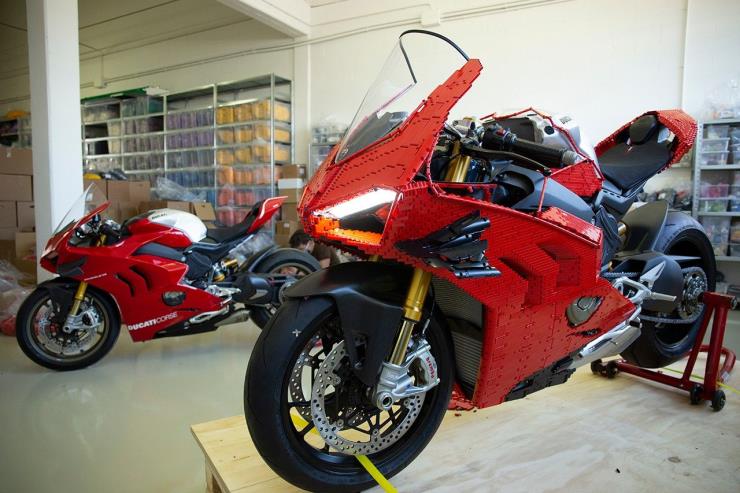 ducati_lego