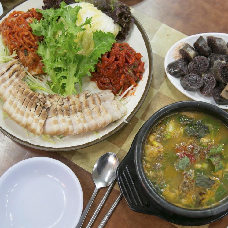 마포유가궁중족발 마포본점