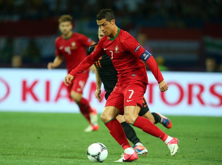 Cristiano Ronaldo & Arjen Robben Portugal V Holland Euro 2012 Euro 2012 Portugal V Holland Metalist Stadium, Kharkiv, Ukraine 17 June 2012   Date: 17 June 2012