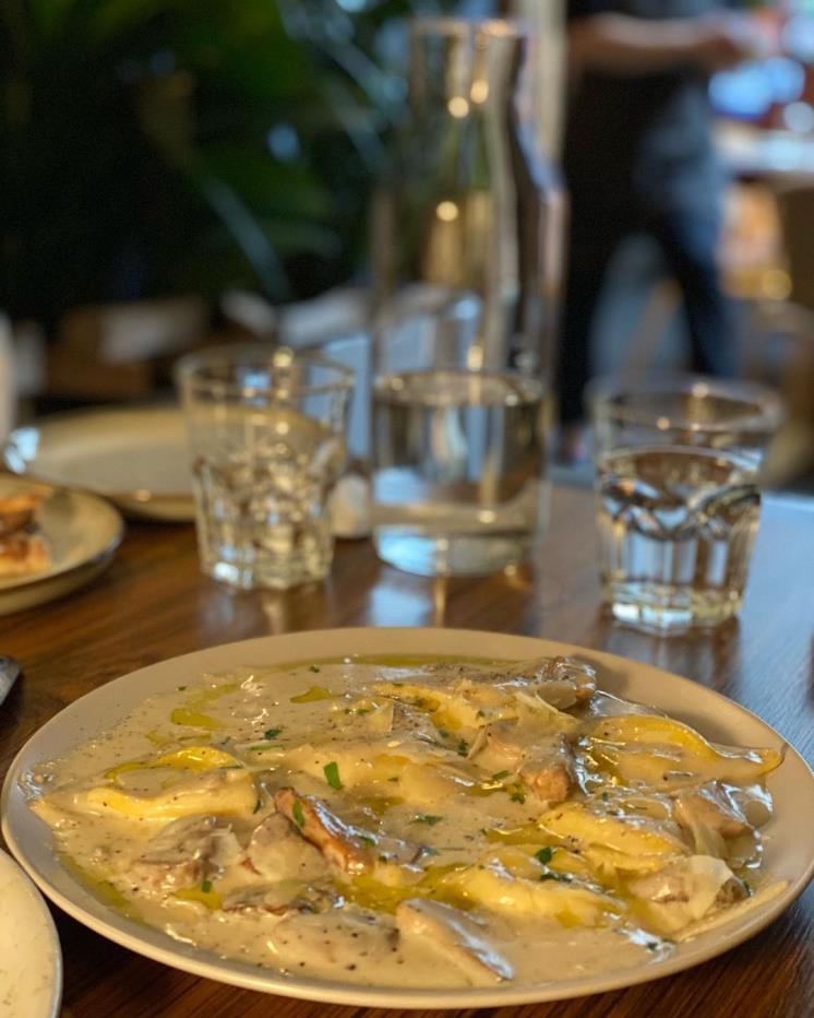 오스테리아소띠 @zihyun.freesia