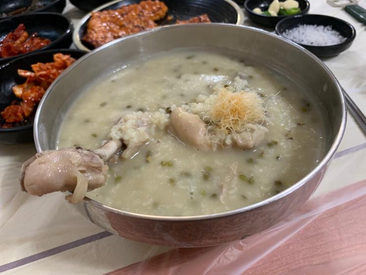 팔팔식당