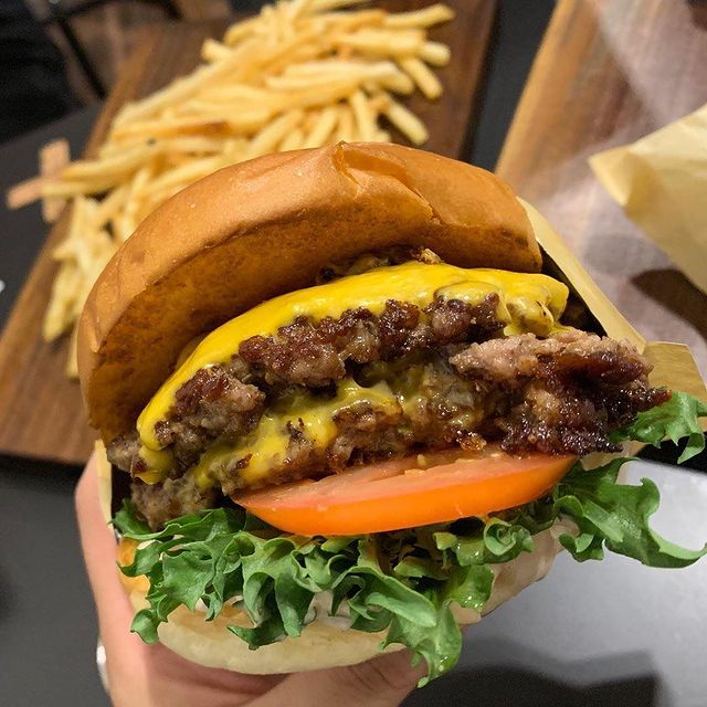 @classic_hamburger