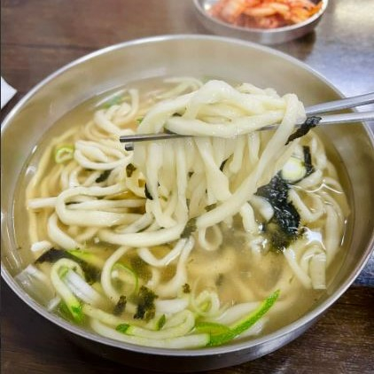 옛날홍두깨손칼국수