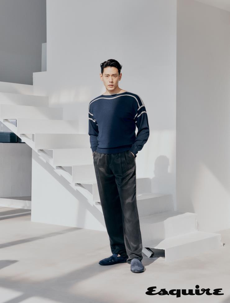 조르지오 아르마니 21S/S X 유태오