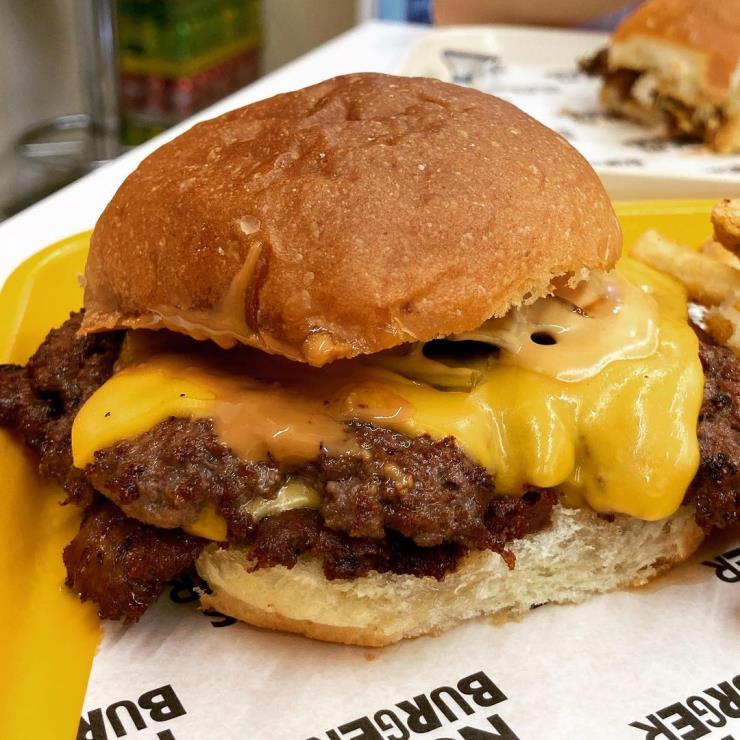 넛츠버거 @maronjr93