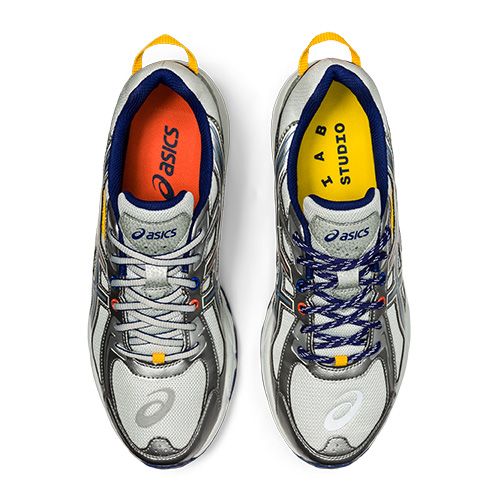 젤-벤쳐 6 AI-1, 아식스 X 아이앱 스튜디오.