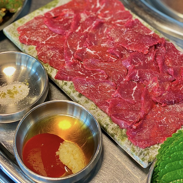 칠프로칠백식당