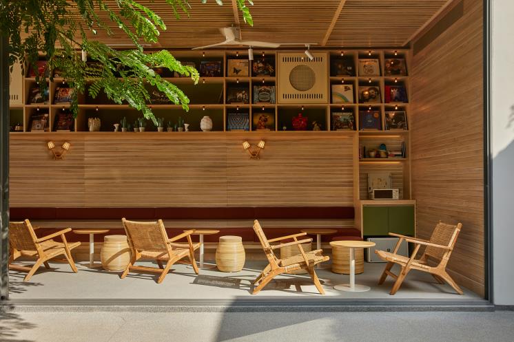 더 스탠더드 후아힌