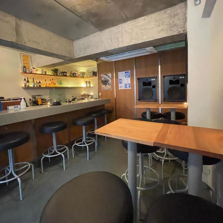 콤팩트 레코드 바 @kompaktrecordbar