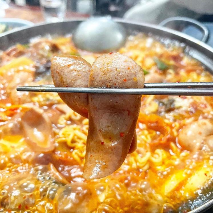 찐짜솥뚜껑삼겹살갈비 @boram_c