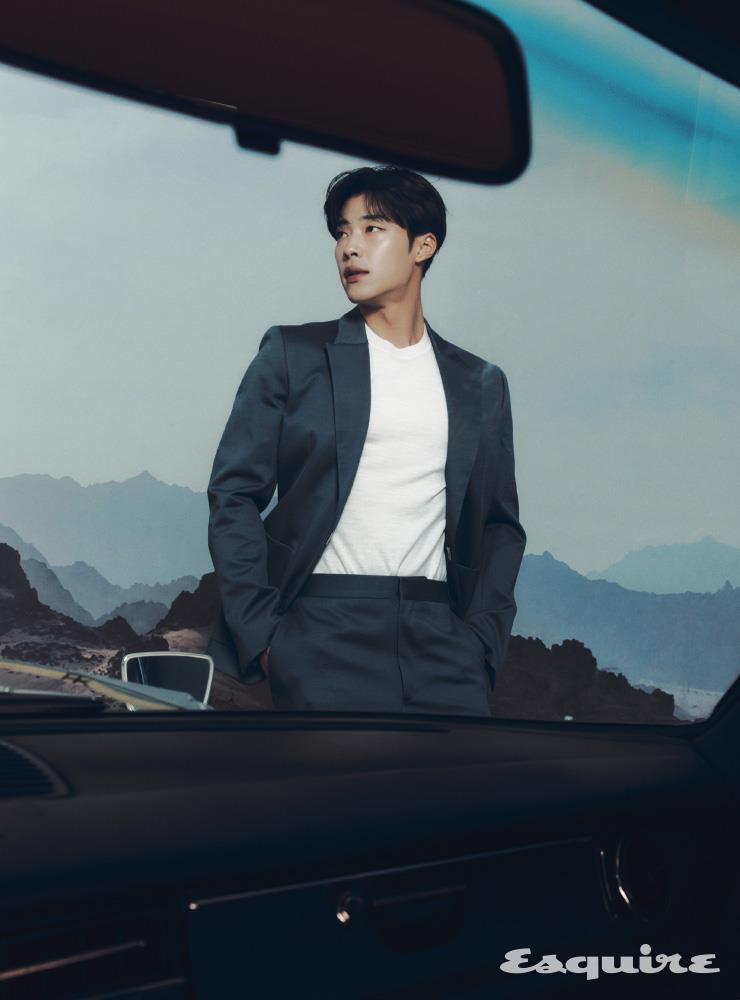 니트 머레이 알란. 슈트 스타일리스트 소장품.