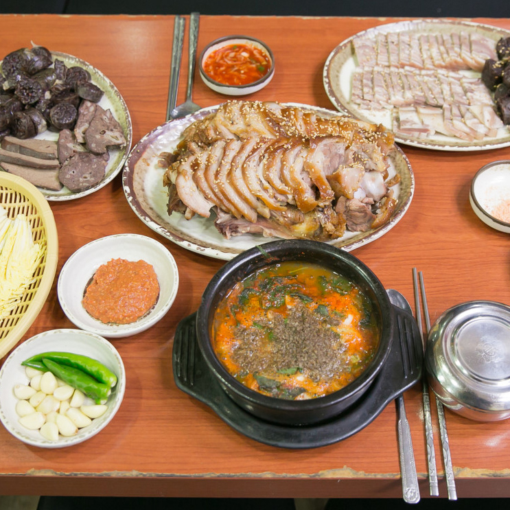 마포소문난원조족발