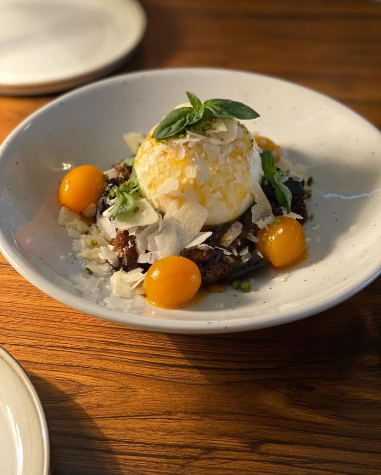 오스테리아소띠 @zihyun.freesia