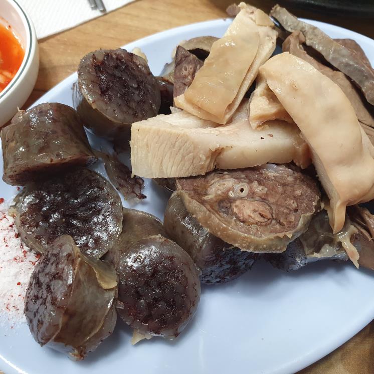 공덕 오향족발