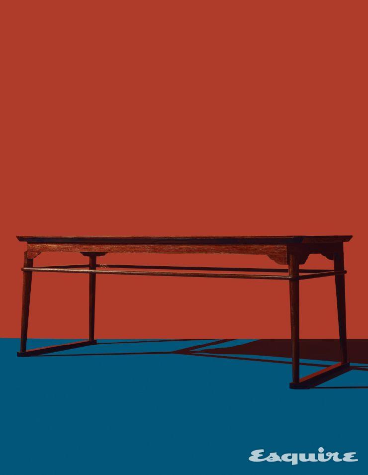 거의 매일 차를 마시며 감상하고 있다는 양병용 작가의 나주반. 의뢰 후 1년이 넘게 기다려 받을 수 있었다고 한다.