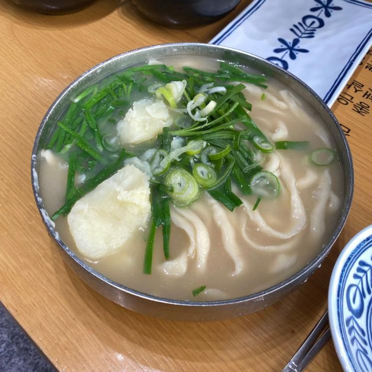 잉꼬칼국수